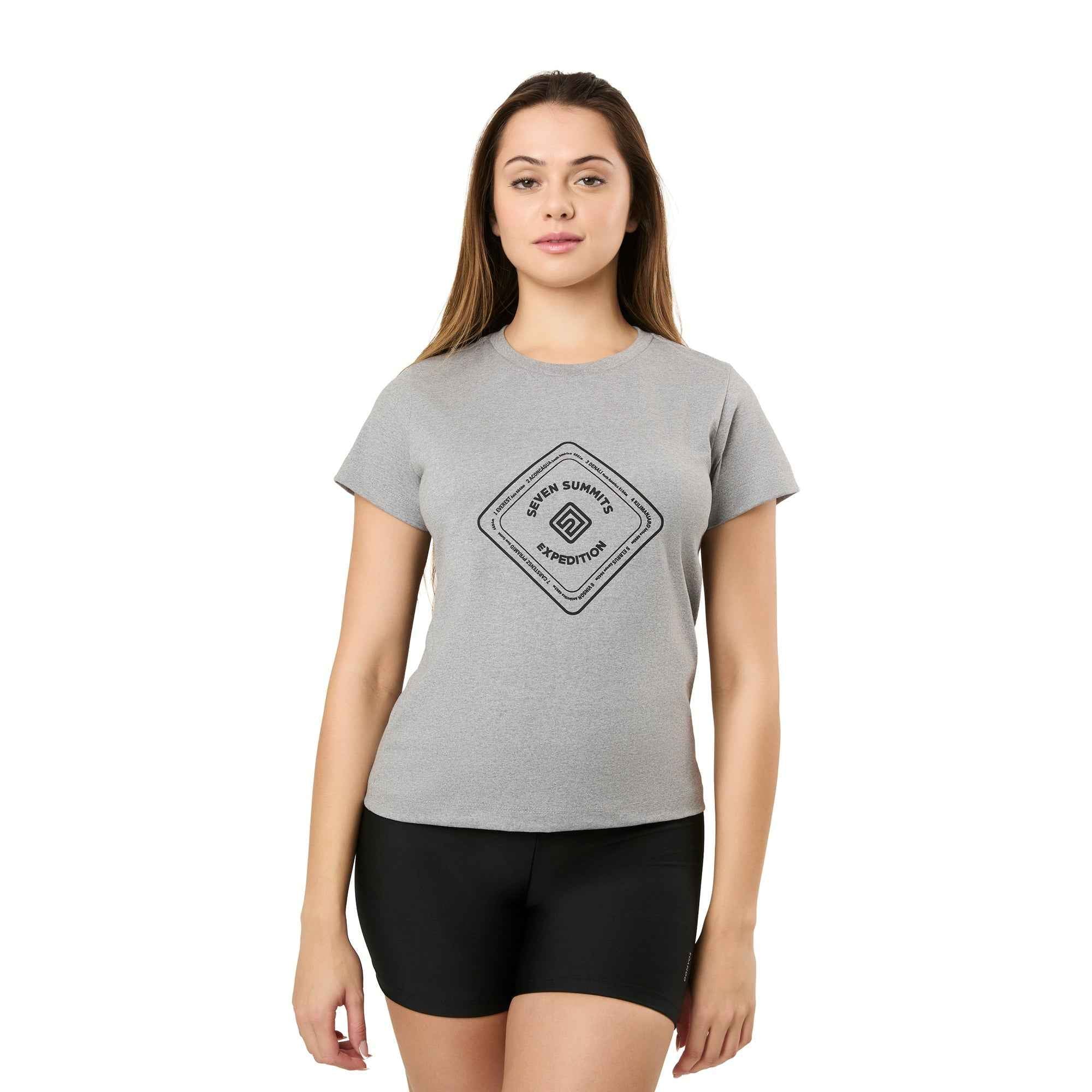 Camiseta Feminina Seven Summits Cinza