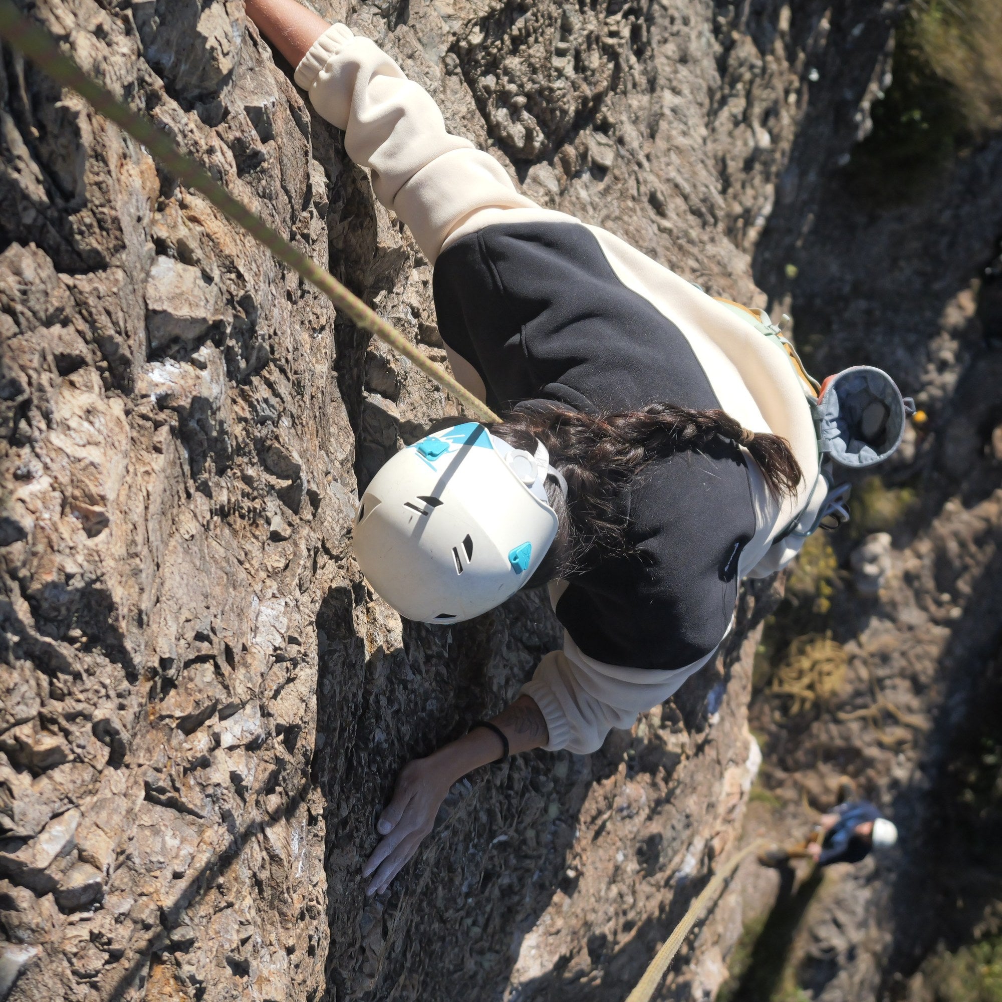 Fleece Térmica Unissex — em escalada na rocha