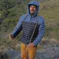 Jaqueta Puff Térmica Sollipulli Series — corpo inteiro em campo, Serra da Mantiqueira